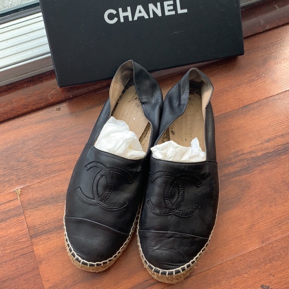 RARE iconic Black Chanel espadrilles - Picture 2 of 9